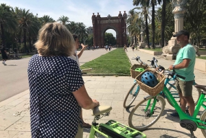 Barcelona: tour turístico de 1,5 horas en bicicleta/bicicleta eléctrica
