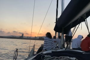 Barcelona: 2-Hour Sunset Cruise on a Sailing Boat