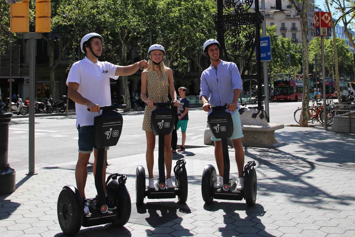 Barcelona: 2,5 timmars Gaudí Segway-tur