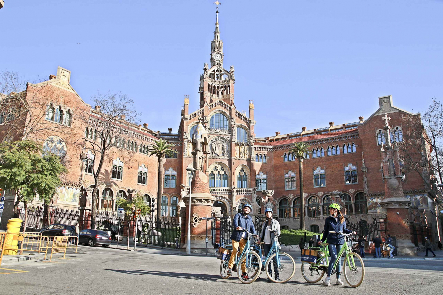 Barcelona: 2.5-Hour On the Trail of Gaudí E-Bike Tour