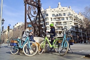 Barcelona: 2,5-tuntinen Gaudín poluilla E-Bike-kierros