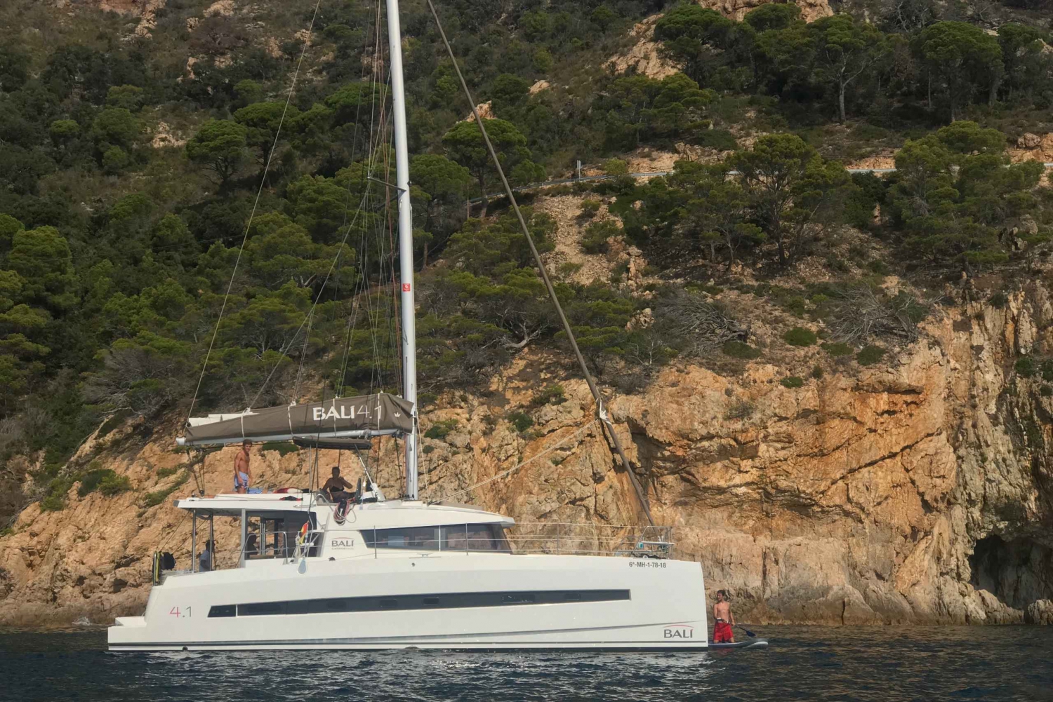 Barcelona: 2-Hour Exclusive Catamaran Sailing Experience