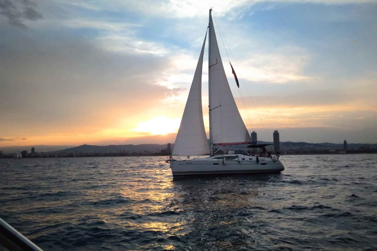 Barcelona: 2-Hour Private Sunset Sailing Experience