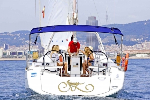 Barcelona: 2-Hour Mediterranean Sailing Tour