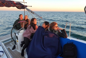 Barcelona: 2-Hour Sailing Experience with Refreshments