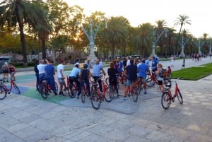 Barcelona: fietstocht van 3 uur met Spaanse tapas