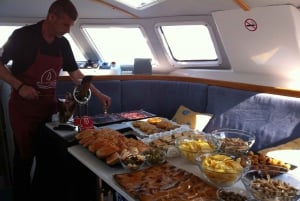 Barcelona: Catamaran Sailing Trip with Food and Drinks