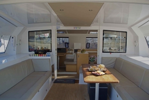 Barcelona: Catamaran Sailing Trip with Food and Drinks