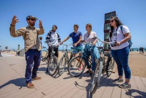 Barcellona: tour in bici per piccoli gruppi di 4 ore