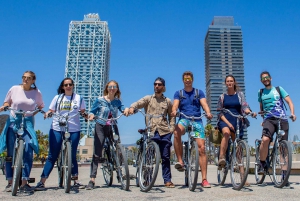 Barcelona: 4-Hour Small Group Bike Tour