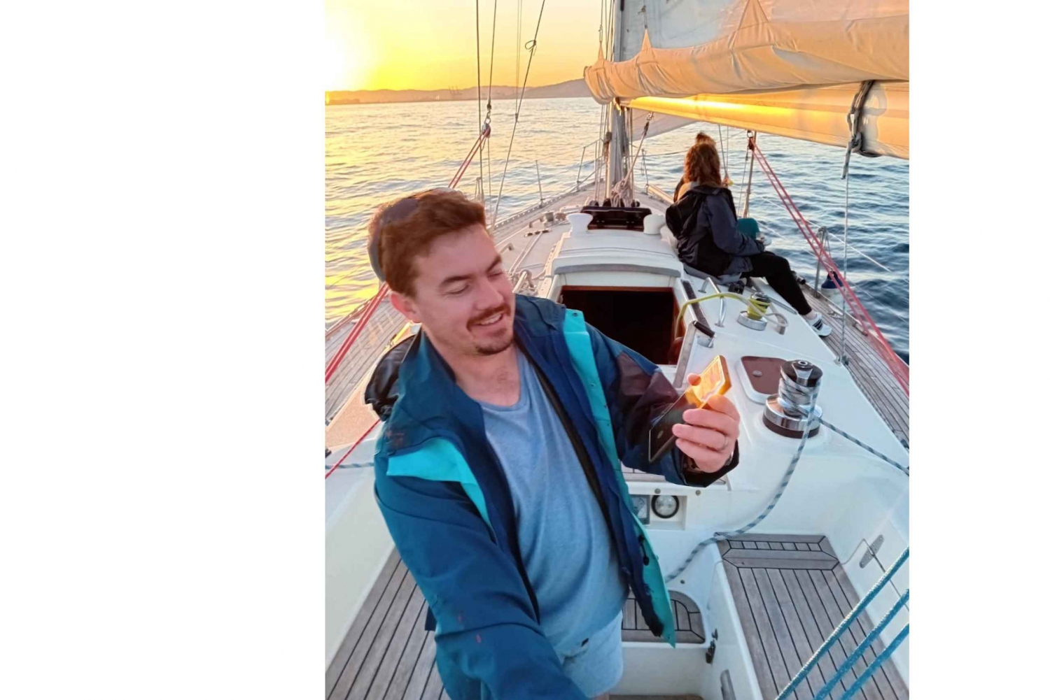 Barcelona: 4h privat seglingstur med snacks och drycker