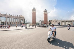 Barcelona: 6-Hour Vespa Rental with GPS