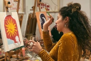 Barcelona: ¡Vino y arte! Vino ilimitado y artistas locales