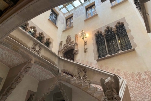 Barcelona: Architectural Wonders Self-Guided Audio Tour