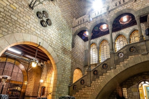 Barcelona: Balmesiana's Palace Guided Tour & Opera