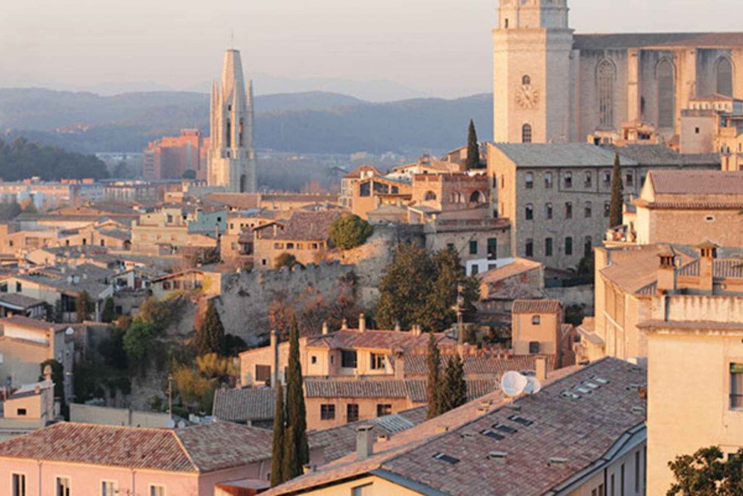 Barcelona: Barcelona, Girona & Besalú Jewish History Tour