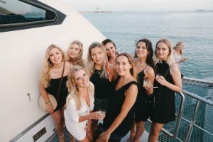 Barcelona: Brunch Boat Party z drinkami i DJ-em