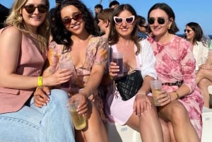 Barcelona: Brunch Boat Party z drinkami i DJ-em