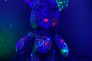 Barcelona: Fluoreszierende Malerei aus Bärenziegeln | Wein und Kunst