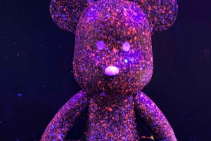 Barcelona: Fluorescerande målning av björnstenar | Vin och konst