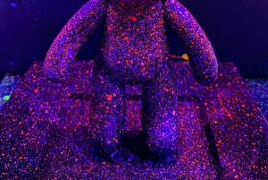 Barcelona: Fluorescerande målning av björnstenar | Vin och konst