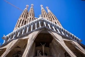 Barcelona: Best of Sagrada Familia Private Tour