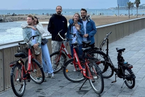 Barcelone : visite à vélo ou en vélo électrique, sites incontournables et anecdotes locales