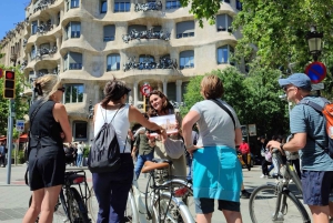 Barcelone : visite à vélo ou en vélo électrique, sites incontournables et anecdotes locales