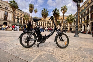 Barcelona: Sykkelutleie med kart og lokale anbefalinger