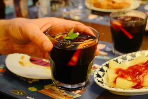 Barcelona Bike Tour Nocturno con Cava