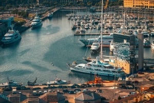 Barcelona por los aires y el mar: Montjuic, Teleférico, Playa y Catamarán.