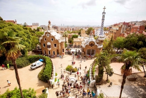 Barcelona Card: 25+ Museums and Free Public Transportation