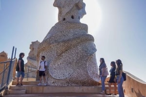 Barcelona: Casa Batlló, Casa Milà & Casa Vicens Opastettu kierros.