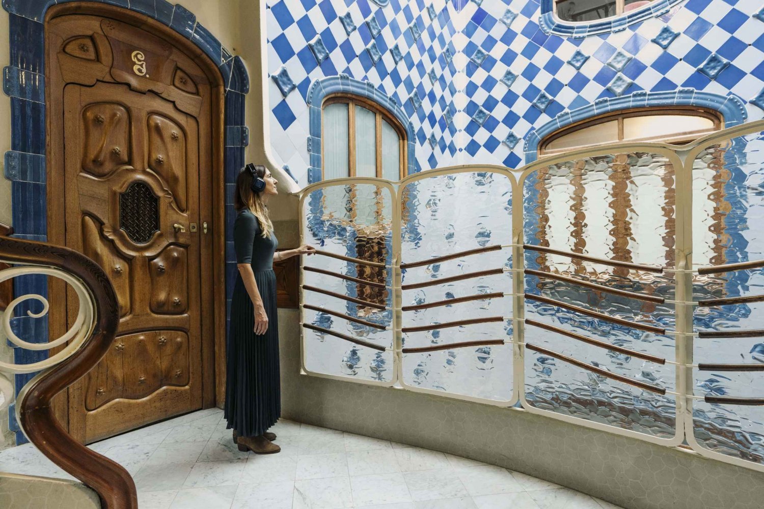 Barcelona: Casa Batllo First Access VIP Tour with Breakfast