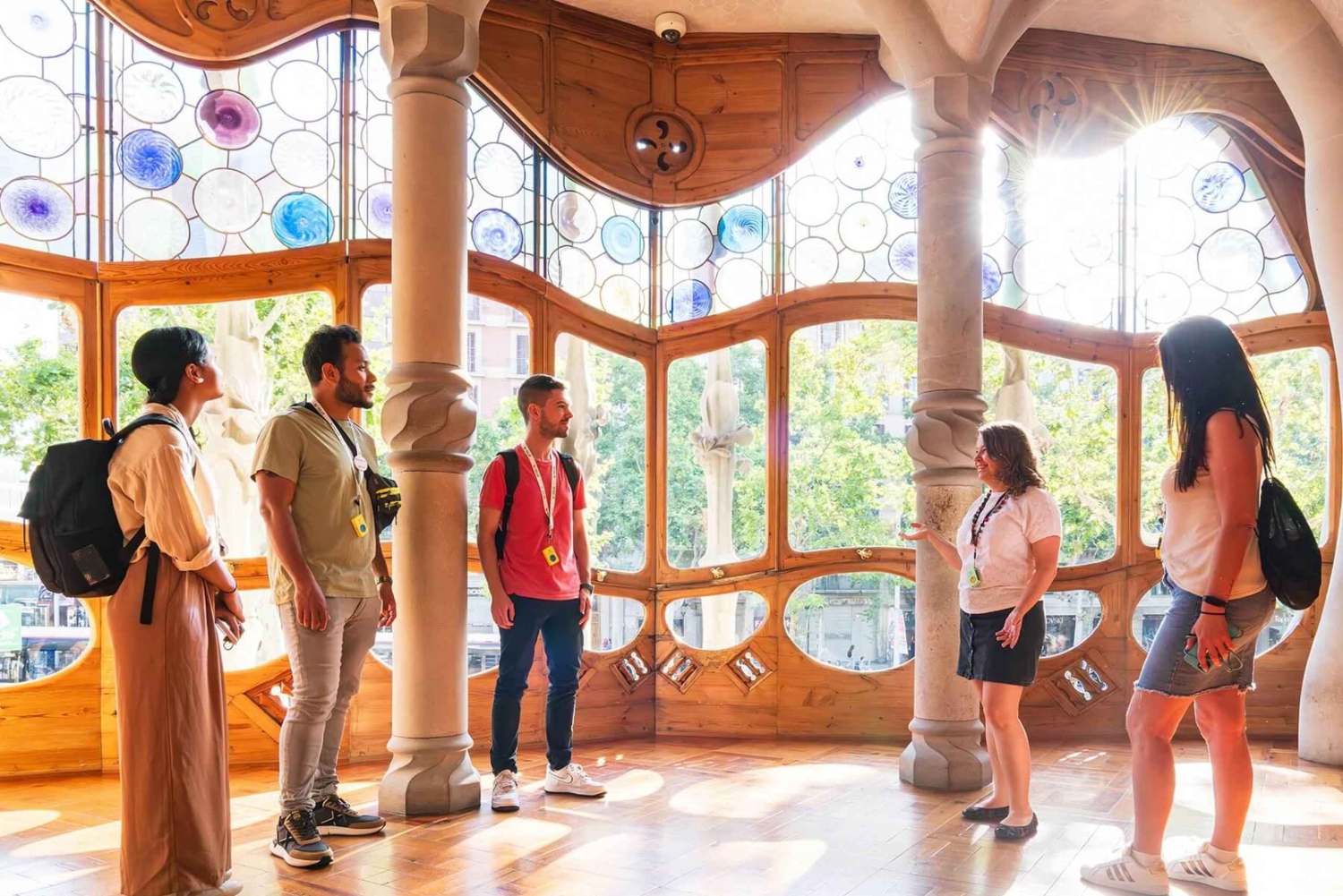 Barcelona: visita a la Casa Batlló y museo White Rabit opcional