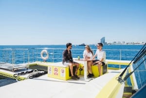 Barcelona: Catamaran Cruise with Cocktail or Live Music