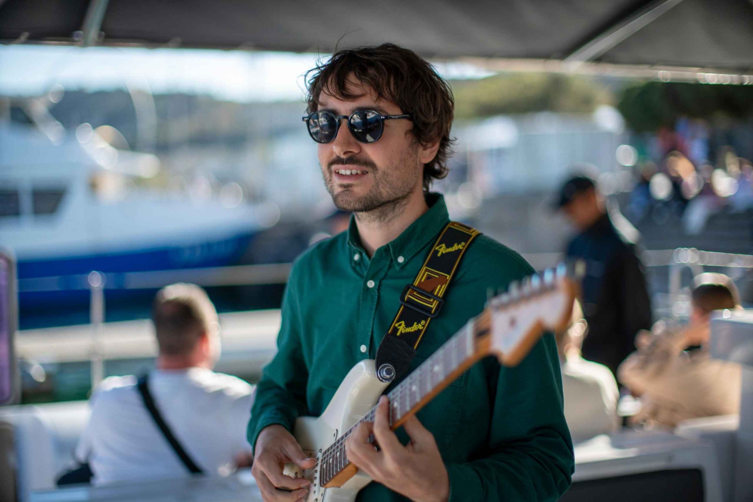 Barcelona: Crucero en catamarán con música de jazz en directo opcional