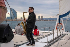 Barcelona: Crucero en catamarán con música de jazz en directo opcional