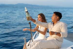 Barcelona: Pedida de Mano en Catamarán