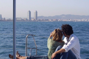 Barcelona: Sejltur i katamaran og udsigt over byens skyline