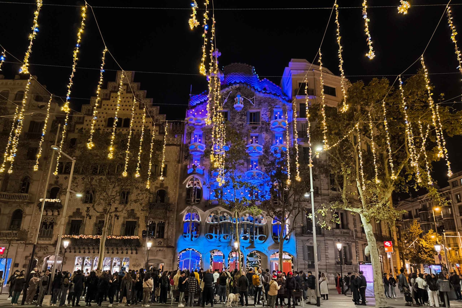 Barcelona: wycieczka piesza – świąteczne światła i ukryte uliczki