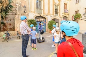 Barcellona: Tour guidato in Segway della città e del mare