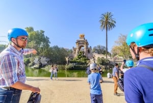 Barcellona: Tour guidato in Segway della città e del mare