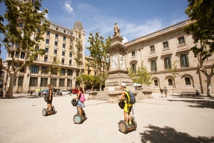 Barcelona: Wycieczka na segwayu z przewodnikiem City Highlights