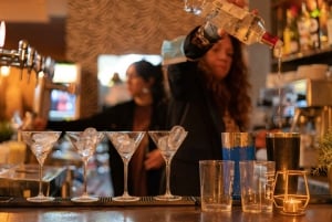 Barcelona: Cocktail Masterclass door Mixologist met Tapas