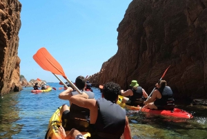 Barcelona: excursión en kayak y snorkel por la Costa Brava con almuerzo incluido.