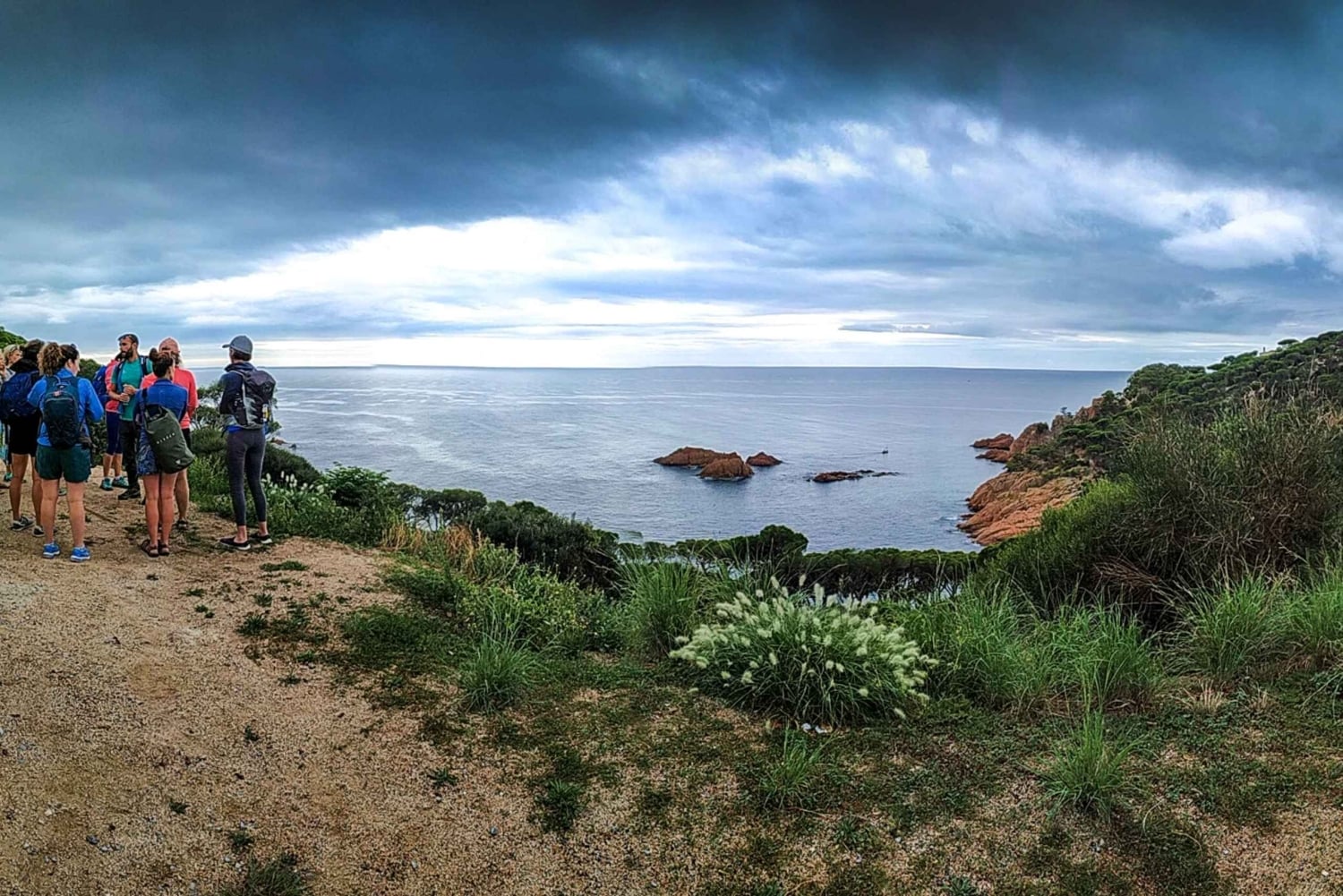 バルセロナ発：カヤック＆ラグーンシュノーケリング付きコスタ・ブラバツアー