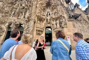 Barcelona: Omvisning i det gotiske kvarteret, Sagrada Familia og Park Güell