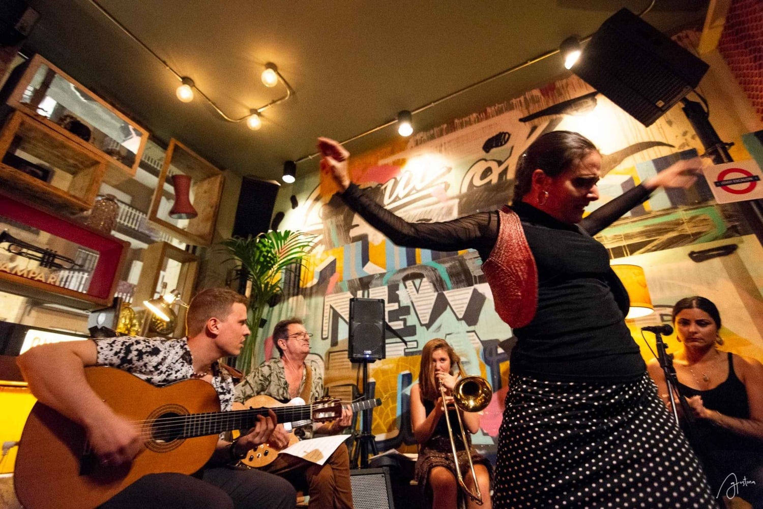 Barcelona: diner met flamencoshow, authentieke zang en dans