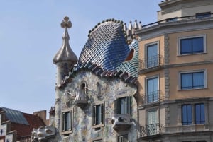 Barcelona: Entdecke Gaudis architektonische Führungen